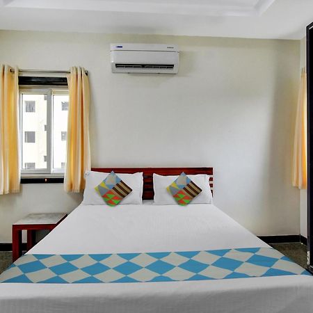 Oyo Home Msr Guest Inn Homestay Nellur Zewnętrze zdjęcie