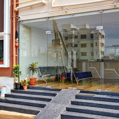 Oyo Home Msr Guest Inn Homestay Nellur Zewnętrze zdjęcie