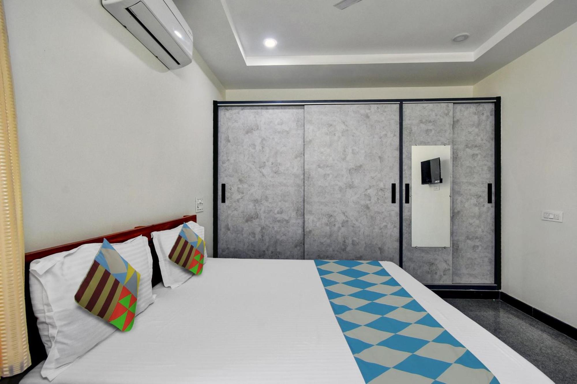 Oyo Home Msr Guest Inn Homestay Nellur Zewnętrze zdjęcie
