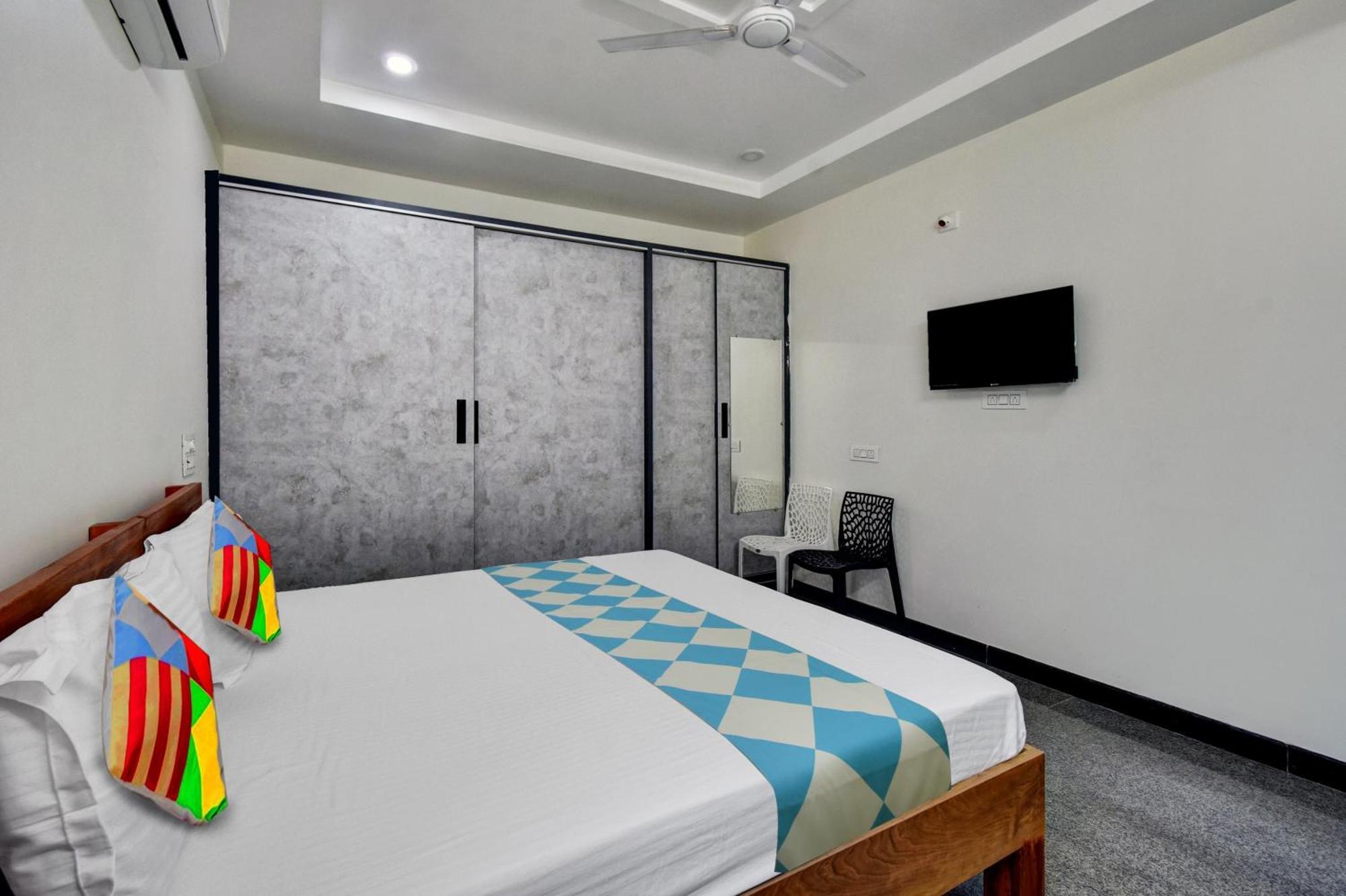 Oyo Home Msr Guest Inn Homestay Nellur Zewnętrze zdjęcie